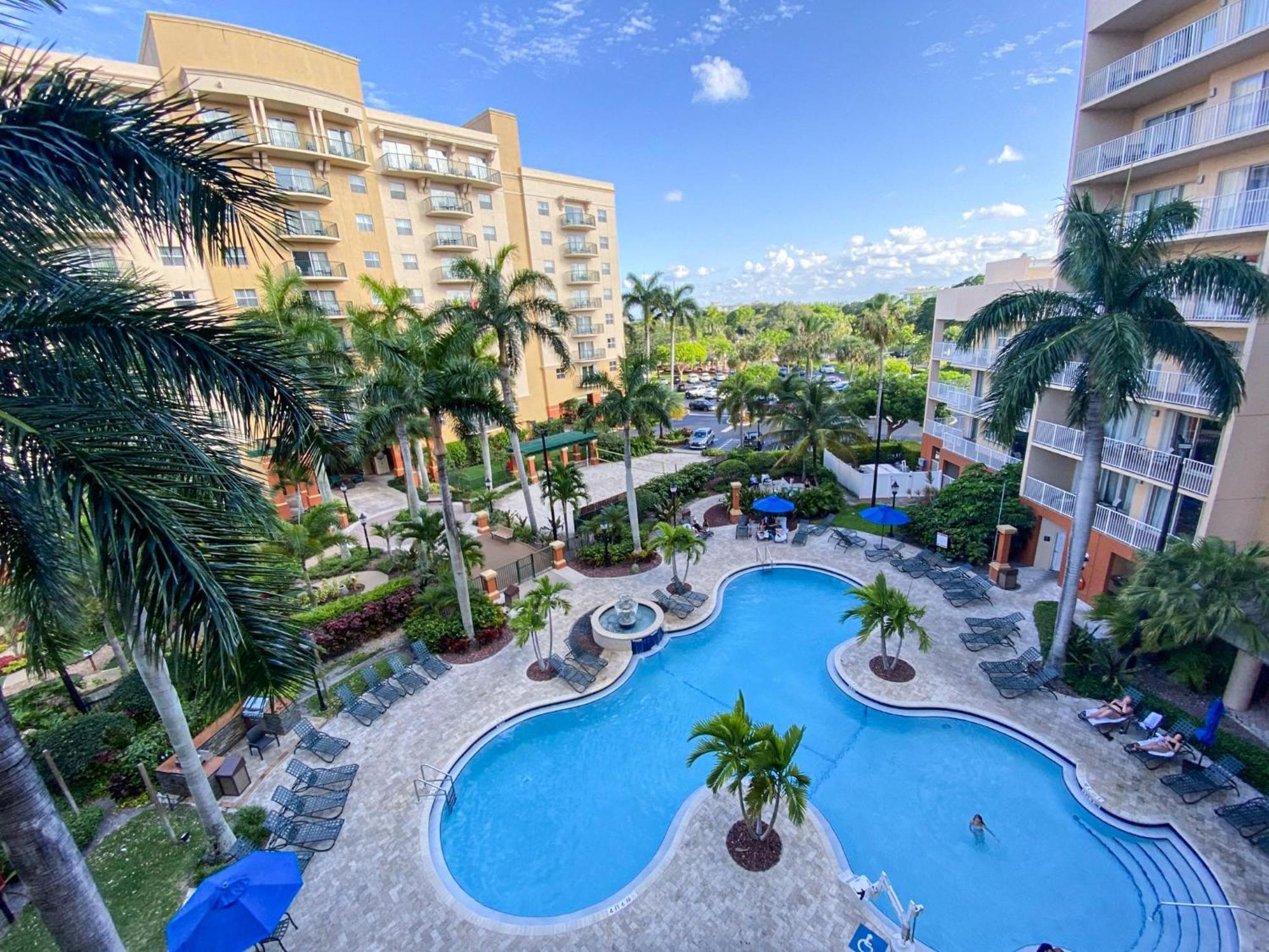 Club Wyndham Palm-Aire Hotell Pompano Beach Exteriör bild