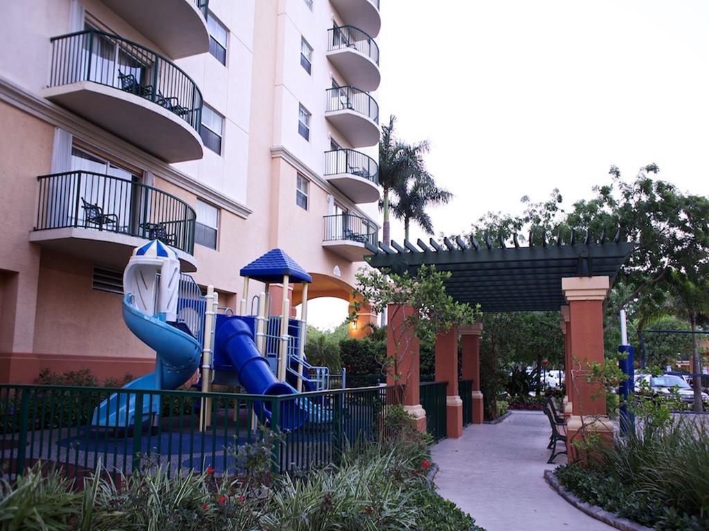 Club Wyndham Palm-Aire Hotell Pompano Beach Exteriör bild