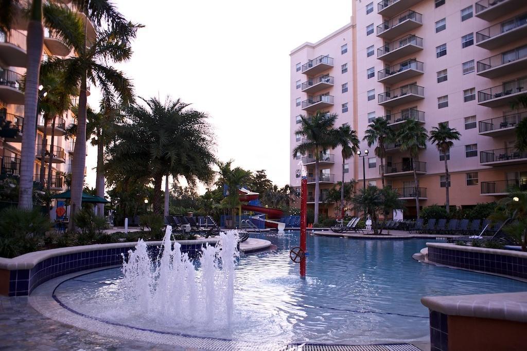 Club Wyndham Palm-Aire Hotell Pompano Beach Exteriör bild